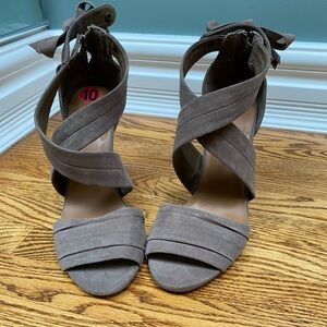 Womens criss cross heels